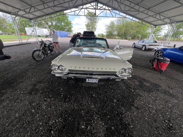 BUY FORD THUNDERBIRD 1964 CONVERTABLE, E-AUCTION AUTOS